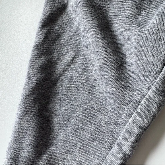 Bundle of Baby Girl Pants Size 12-18 Months Old Navy  Carter’s Gymboree Stripes - Picture 3 of 16